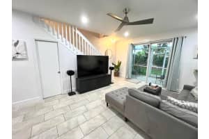 2046 Madeira Drive, Weston, FL 33327 - MLS#B26041198