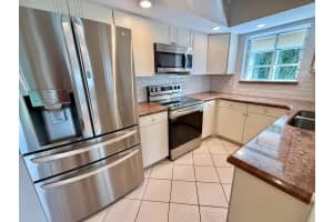 10911 Ladera Lane, Boca Raton, FL 33498 - MLS#B26041238