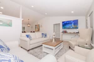 2411 Ne Pinecrest Lakes Boulevard, Jensen Beach, Fl 34957, Jensen Beach