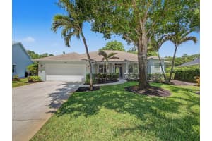 1146 Arrowhead Court, Palm City, FL 34990 - MLS#B26041292