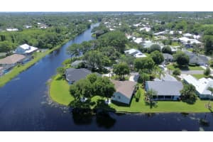1146 Arrowhead Court, Palm City, FL 34990 - MLS#B26041292