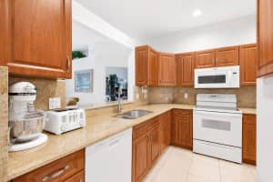 10773 Royal Caribbean Circle, Boynton Beach, FL 33437 - MLS#B26041294
