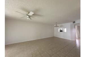 1400 137 Avenue, Pembroke Pines, FL 33027 - MLS#B26041338