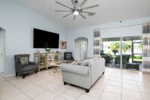 591 Chapman Avenue, Port Saint Lucie, FL 34984 - MLS#B26041364