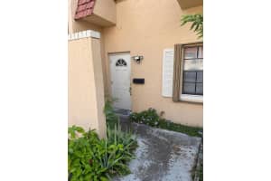 76 Ann Lee Lane, Tamarac, FL 33319 - MLS#B26041367