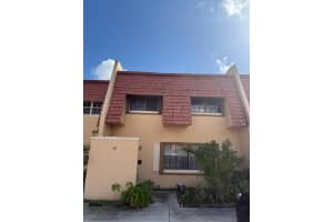 76 Ann Lee Lane, Tamarac, FL 33319 - MLS#B26041367