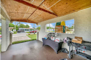 3300 32nd Street, Lauderdale Lakes, FL 33309 - MLS#B26041508