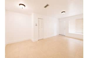 990 1st Street, Miami, FL 33128 - MLS#B26041524