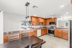 5074 Privet Pl Apt B, Delray Beach, FL 33484, - MLS#B26041533