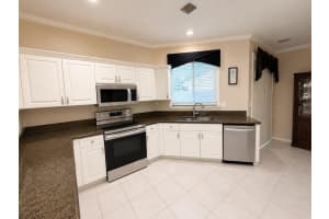 10706 Hidden Bend Way, Wellington, FL 33414 - MLS#B26041571