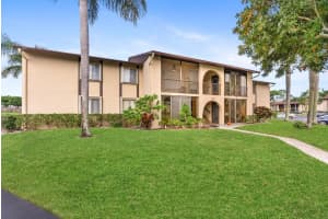 421 Pine Glen Lane, Greenacres, FL 33463 - MLS#B26041586