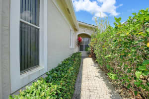 7725 Rockford Road, Boynton Beach, FL 33472 - MLS#B26041608