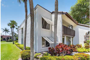 10187 Mangrove Drive, Boynton Beach, FL 33437 - MLS#B26041660