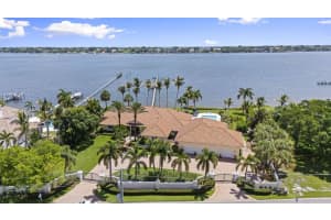 1771 Saint Lucie Boulevard, Stuart, FL 34996 - MLS#B26041669