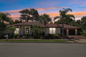 15 Wellesley Drive, Lake Worth Beach, FL 33460 - MLS#B26041683