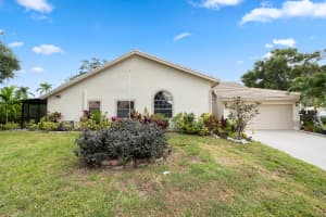 10933 Stafford Circle, Boynton Beach, FL 33436 - MLS#B26041702