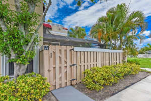 3640 Village Drive, Delray Beach, FL 33445 - MLS#B26041832