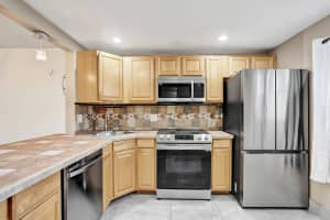 8301 Sands Point Boulevard, Tamarac, FL 33321 - MLS#B26042008