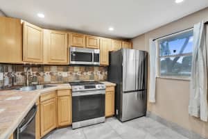 8301 Sands Point Boulevard, Tamarac, FL 33321 - MLS#B26042008