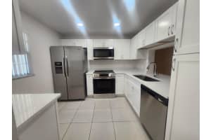 330 26th Avenue, Boynton Beach, FL 33435 - MLS#B26042053