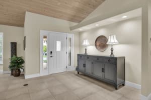 9067 Star Island Way, Hobe Sound, FL 33455 - MLS#B26042141