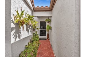 6454 Pointe Pleasant Circle, Delray Beach, FL 33484 - MLS#B26042168