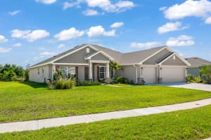 8659 Waterstone Boulevard, Fort Pierce, FL 34951 - MLS#B26042219