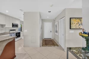 4 Eastgate Drive, Boynton Beach, FL 33436 - MLS#B26042254