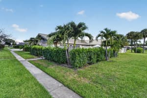 5378 Eagle Lake Dr, Palm Beach Gardens, FL 33418, - MLS#B26042300