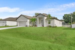 7876 104th Avenue, Vero Beach, FL 32967 - MLS#B26042377