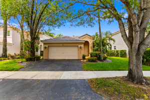1071 Bluewood Terrace, Weston, Fl 33327, Weston 1071 Bluewood Terrace, Weston, Fl 33327, Weston