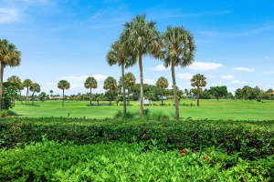 61 St George Place, Palm Beach Gardens, FL 33418 - MLS#B26042444