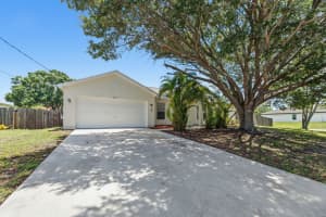 201 Amesbury Avenue, Port Saint Lucie, FL 34953 - MLS#B26042483
