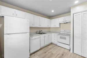 21542 Juego Circle, Boca Raton, FL 33433 - MLS#B26042487