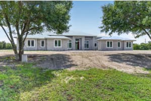 6450 Sugarcane Lane, Lake Worth, FL 33449 - MLS#B26042499