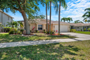 5649 Oakmont Village Circle, Lake Worth, FL 33463 - MLS#B26042671