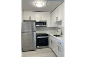 36 Mansfield A, Boca Raton, FL 33434, Boca Raton, FL 33434 - MLS#B26042719