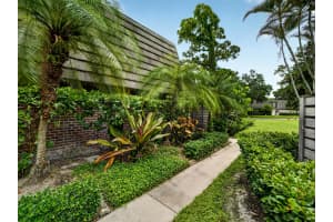 1519 15th Terrace, Palm Beach Gardens, FL 33418 - MLS#B26042838