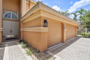 6370 Stonehurst, Lake Worth, FL 33467, Lake Worth, FL 33467 - MLS#B26042949