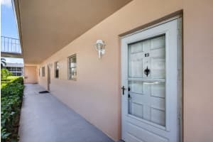 18081 Country Club Drive, Jupiter, FL 33469 - MLS#B26042974