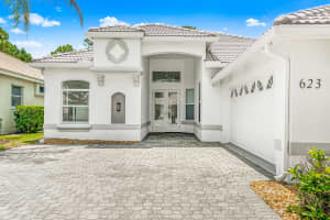623 Lake Charles Circle, Port Saint Lucie, FL 34986 - MLS#B26043002