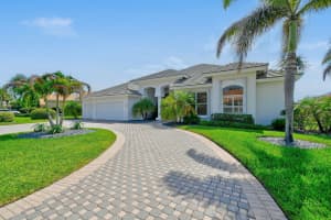 8091 Woodlake Lane, Hobe Sound, FL 33455 - MLS#B26043016