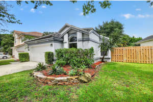7449 Trescott Drive, Lake Worth, FL 33467 - MLS#B26043112
