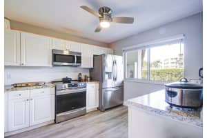 6698 10th Avenue, Lake Worth, FL 33467 - MLS#B26043131