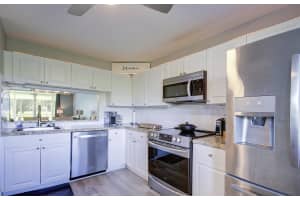 6698 10th Avenue, Lake Worth, FL 33467 - MLS#B26043131