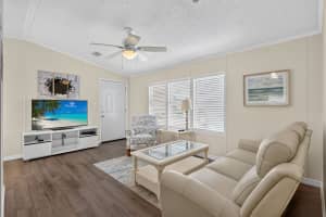 351 Nettles, Jensen Beach, FL 34957, Jensen Beach, FL 34957 - MLS#B26043154