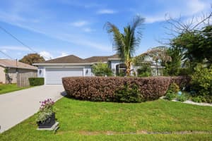2081 Tropical Terrace, Port Saint Lucie, FL 34953 - MLS#B26043186