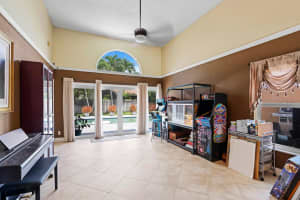 10333 Buena Ventura Drive, Boca Raton, FL 33498 - MLS#B26043213