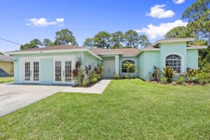 1752 Bonfire Terrace, Port Saint Lucie, FL 34953 - MLS#B26043251