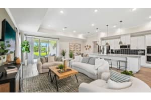 8425 101st Court, Vero Beach, FL 32967 - MLS#B26043315